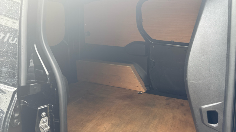 Nissan Townstar L1 Petrol 1.3 Tekna Van